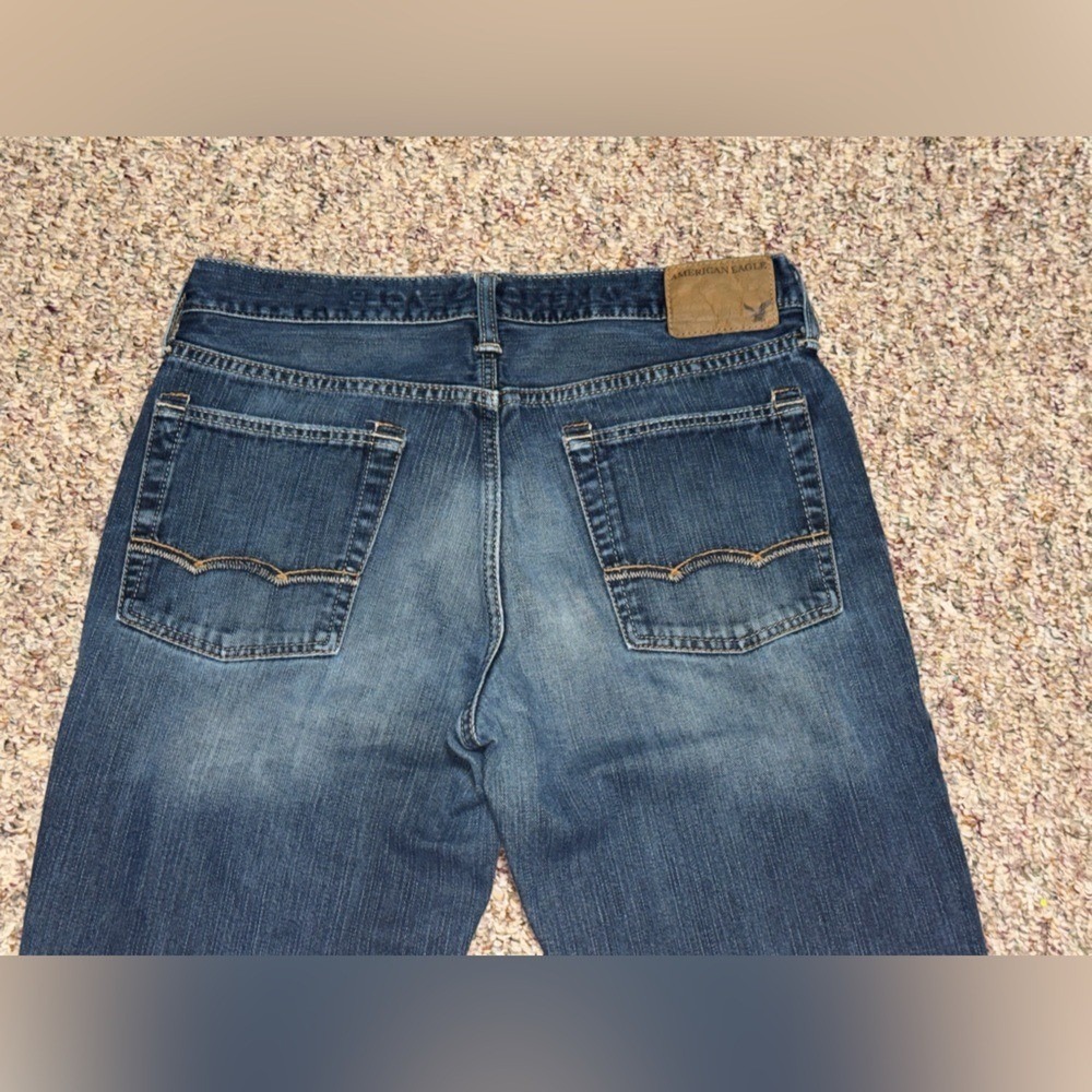 Men's size 33 American Eagle Blue Denim Jeans, bootcut - Picture 4 of 9